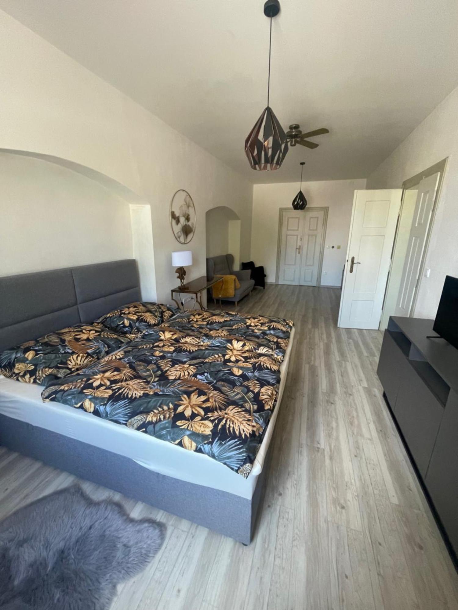 Apartman 184 - Vysoké Mýto Buitenkant foto